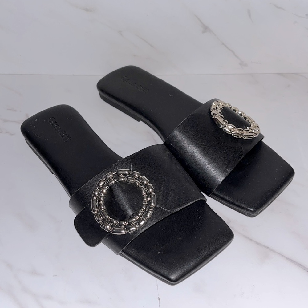 NEW open edit lely black buckle slide sandals sz 6.  (A9)
